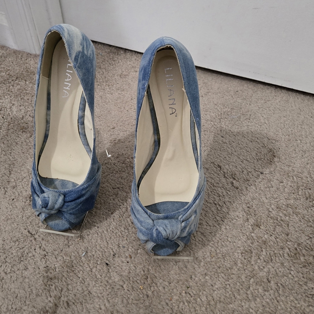Women Wedge Heels - Picture 3 of 6